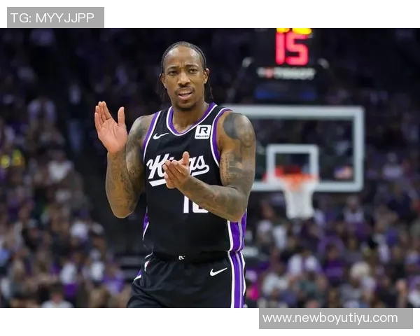 小卡称赞训练营表现出色年轻球员防守沟通能力显著提升 小卡称赞训练营表现出色年轻球员防守沟通能力显著提升