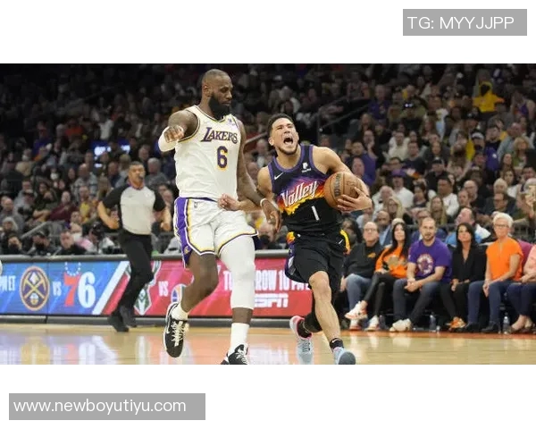 艾顿加盟湖人后将如何影响球队表现布克表示期待未来发展 艾顿加盟湖人后将如何影响球队表现布克表示期待未来发展